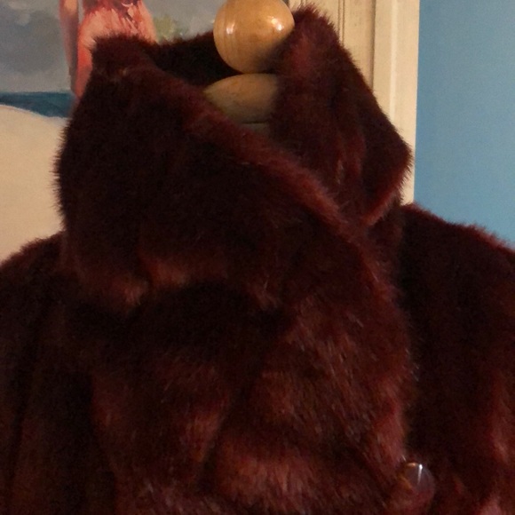 Vintage TERRY Lewis full length faux mink coat. - Picture 3 of 9